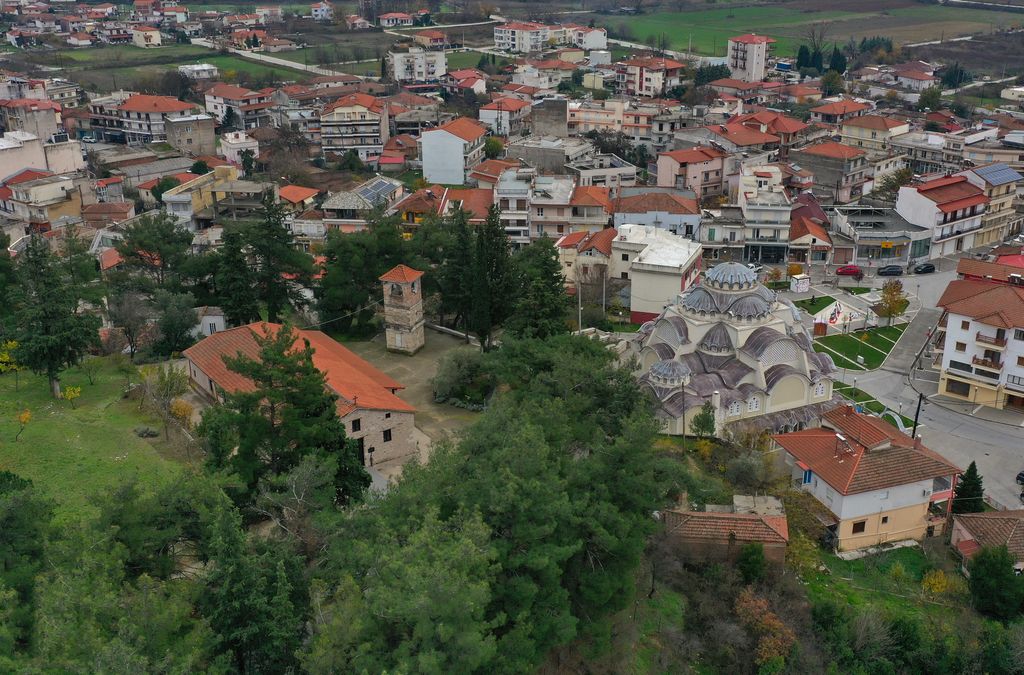 Photo №2 of Axioupoli