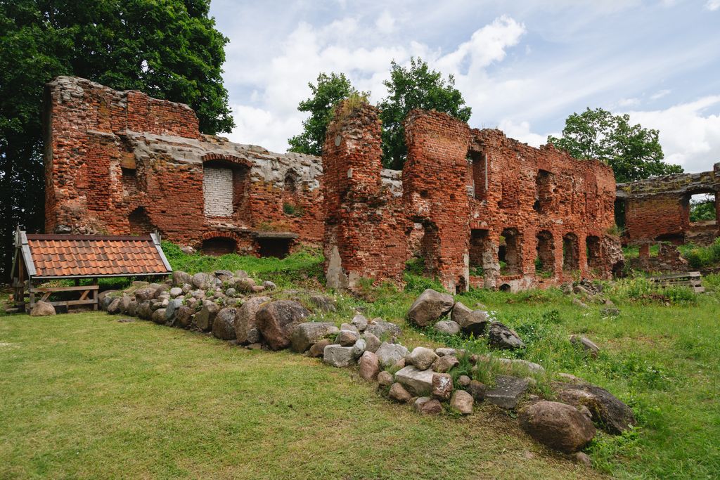 Photo №2 of Insterburg Castle