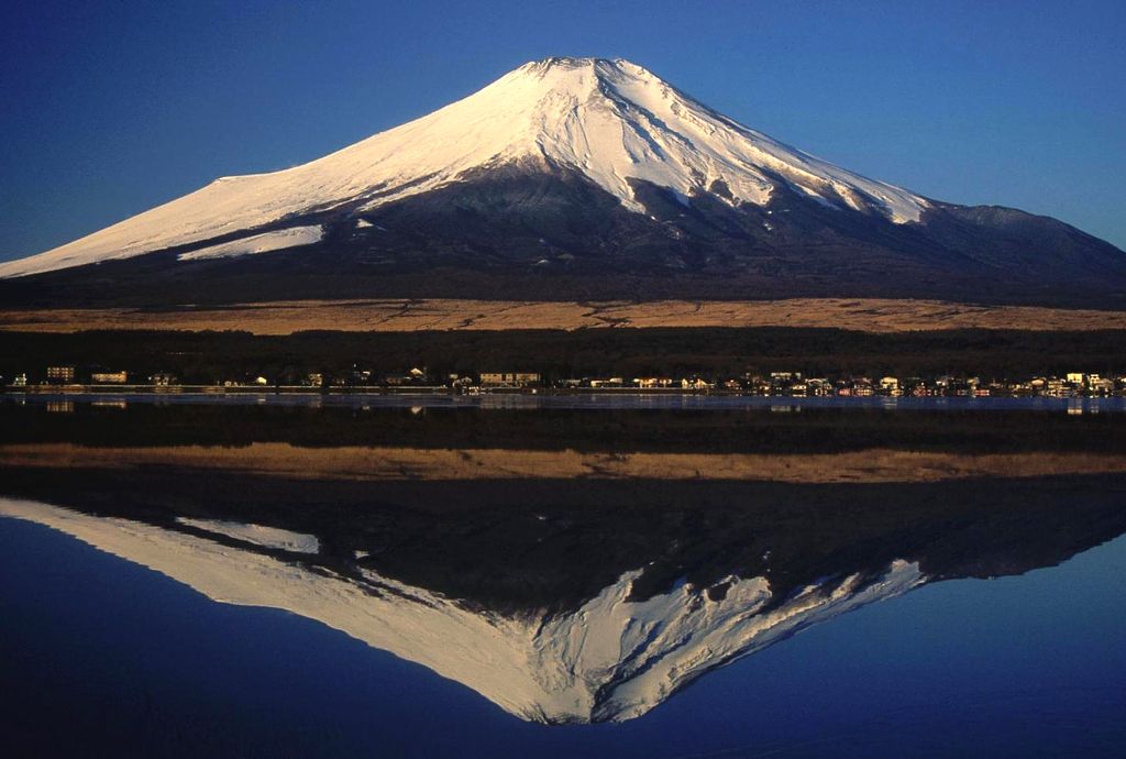 Photo №2 of Lake Yamanaka