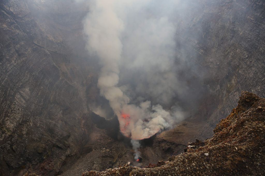 Photo №2 of Nyamuragira