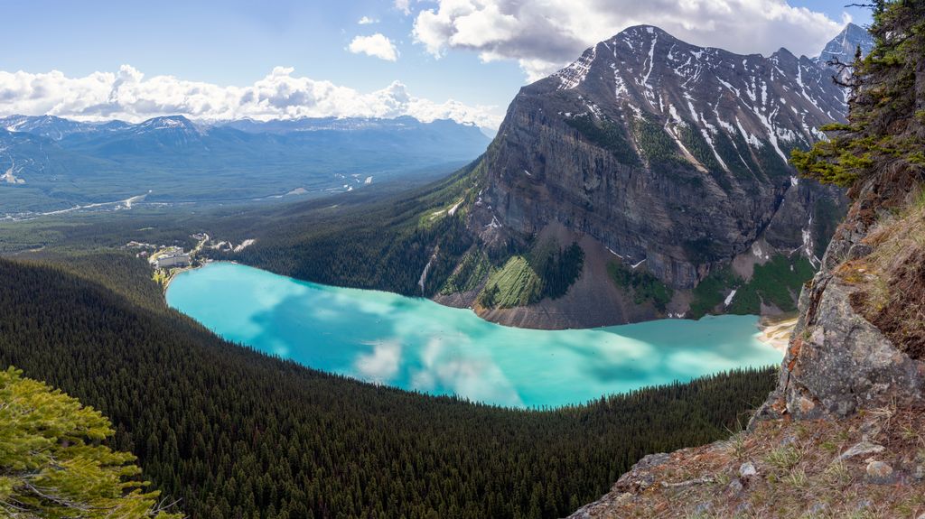 Photo №5 of Lake Louise