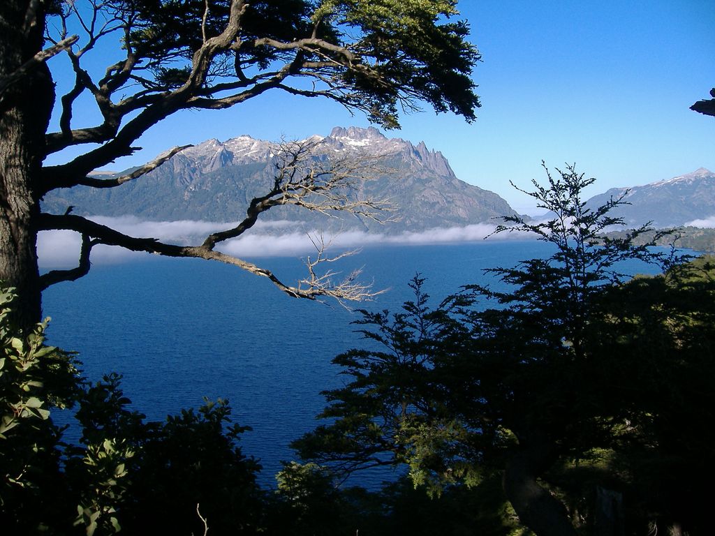 Photo №2 of Huechulafquen Lake