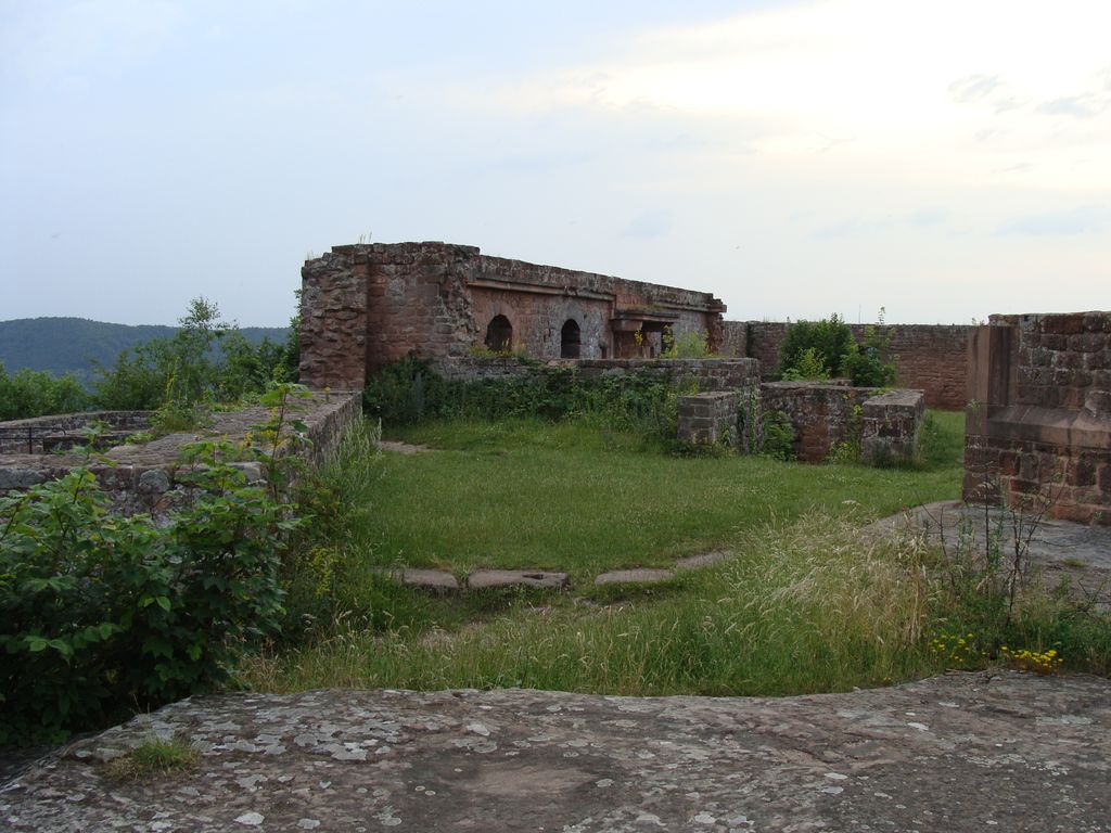 Photo №2 of Schloßberg