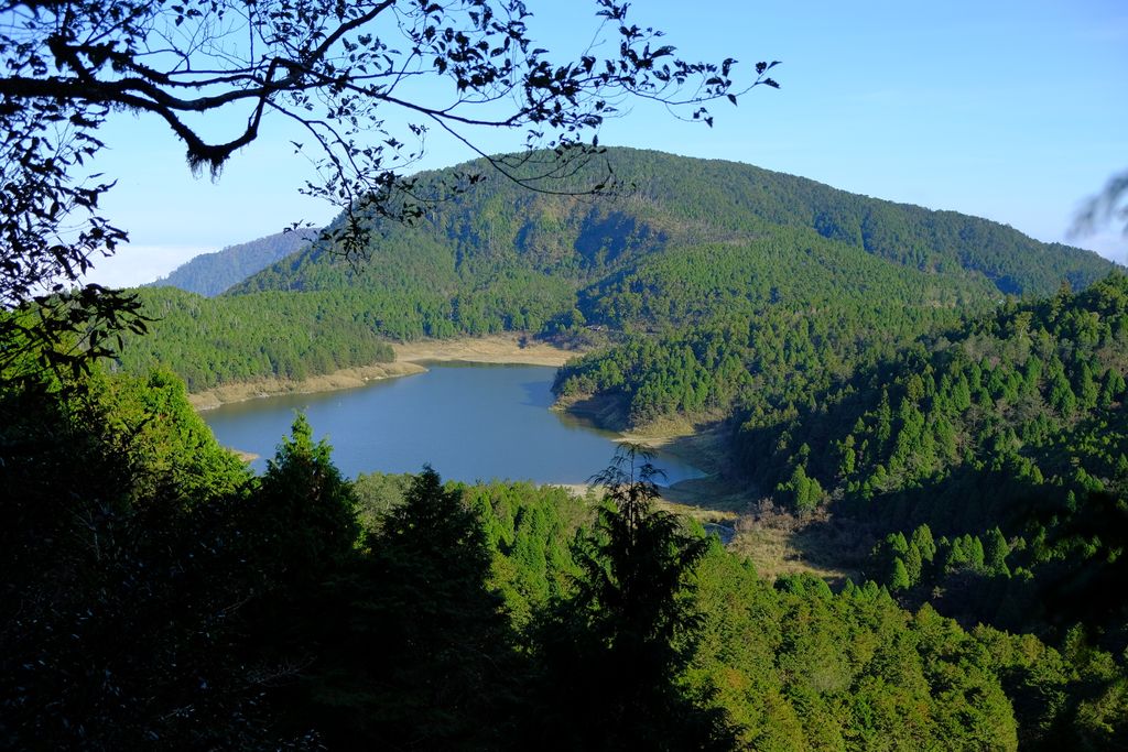 Photo №7 of Cueifong Lake