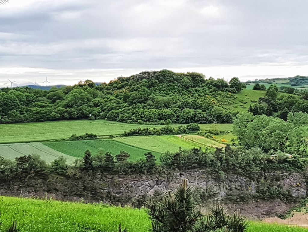 Photo №2 of Ettringer Bellberg
