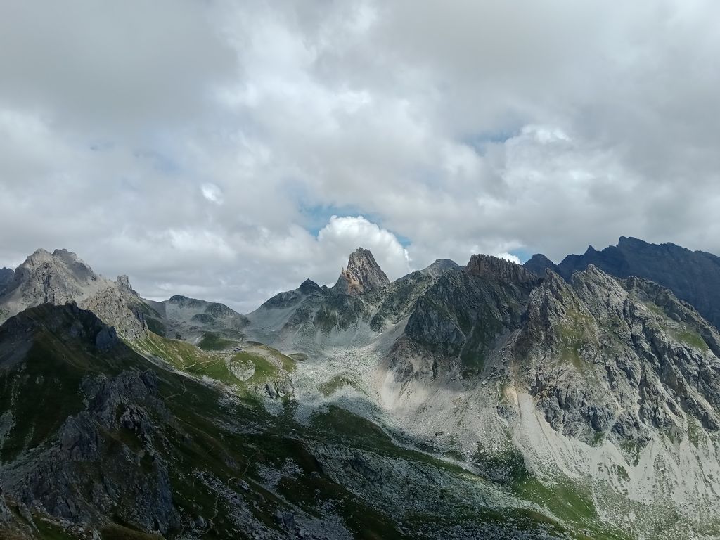 Photo №10 of Passage de la Mantaz