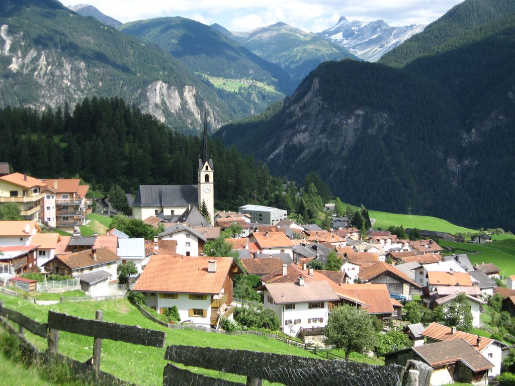 Photo №2 of Alvaneu Dorf