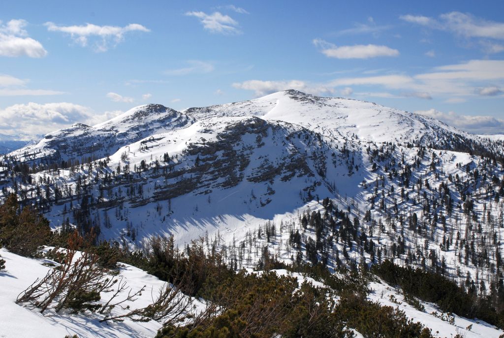 Photo №2 of Angerkogel