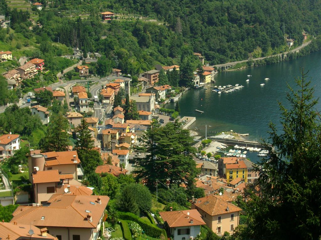 Photo №2 of Argegno