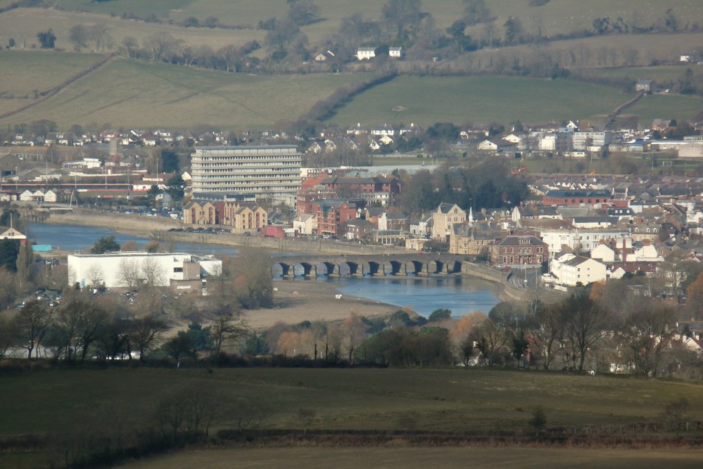 Photo №3 of Codden Hill