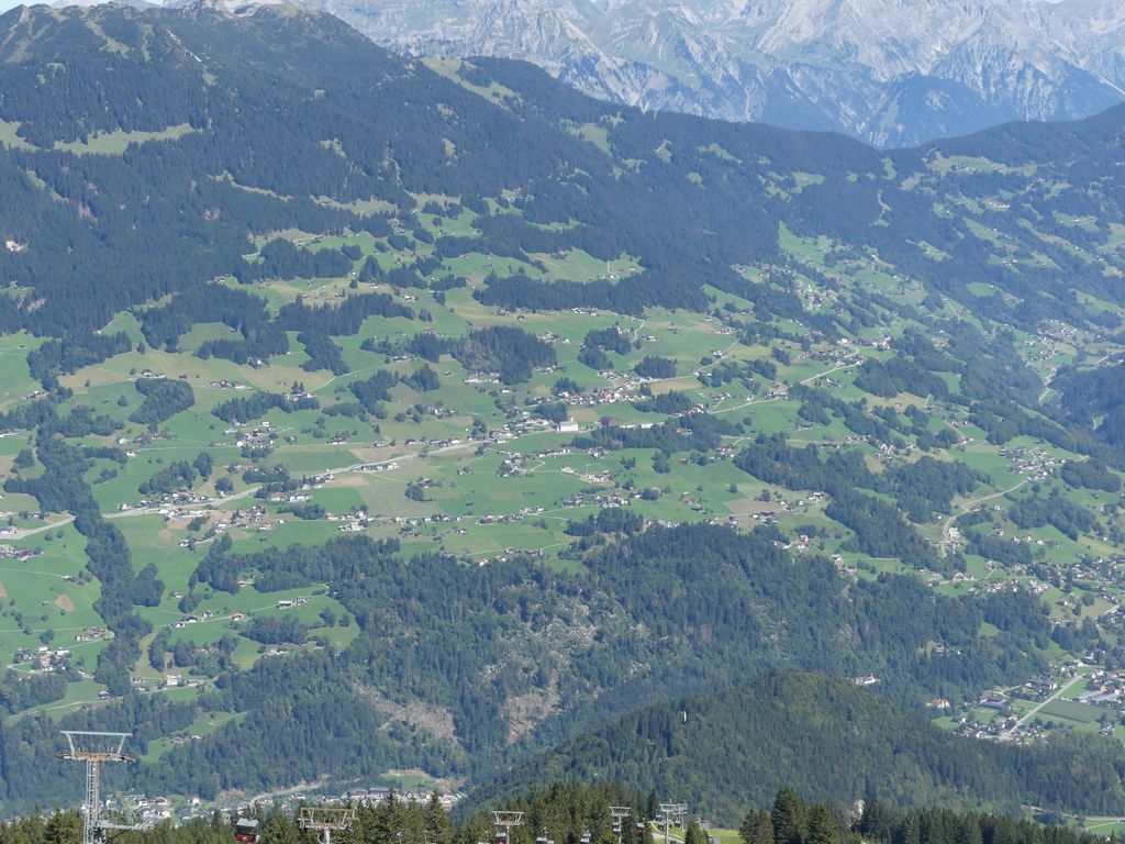 Photo №2 of Grüneck