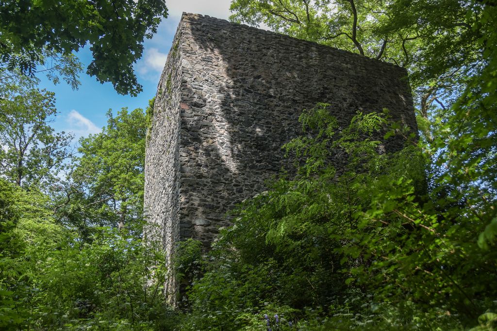 Photo №3 of Schloßberg