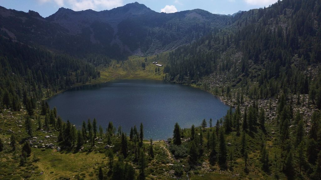 Photo №2 of Lago di San Giuliano