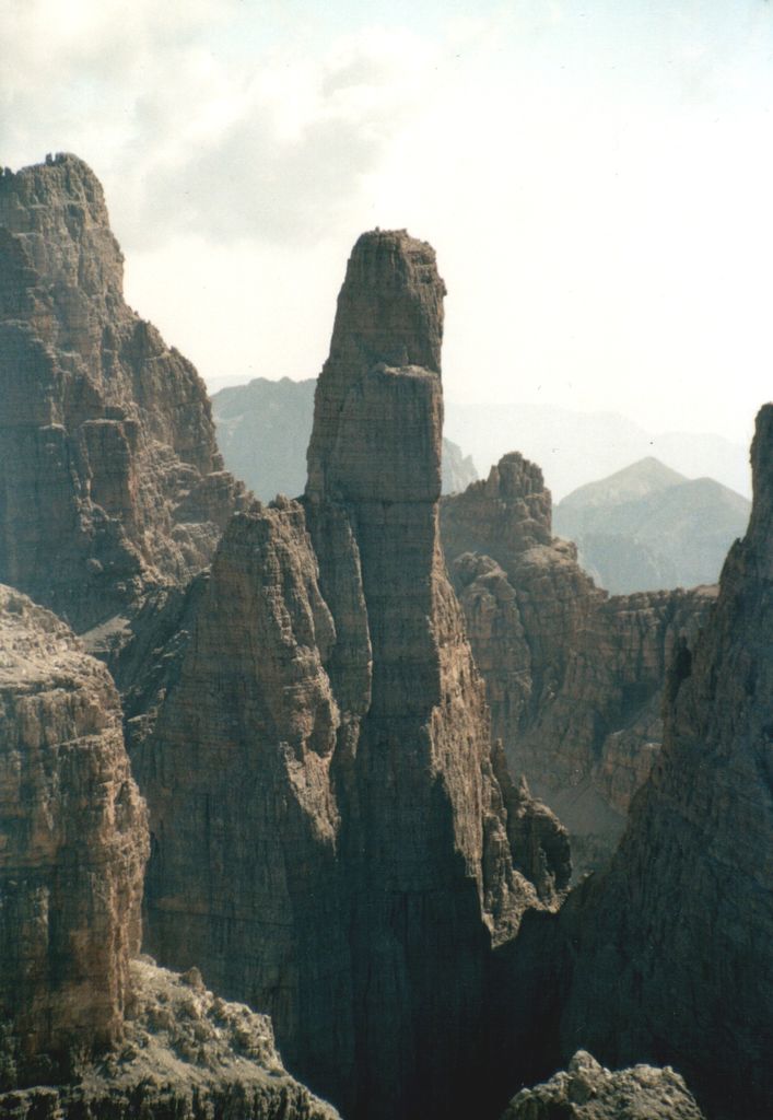 Photo №2 of Campanile Basso