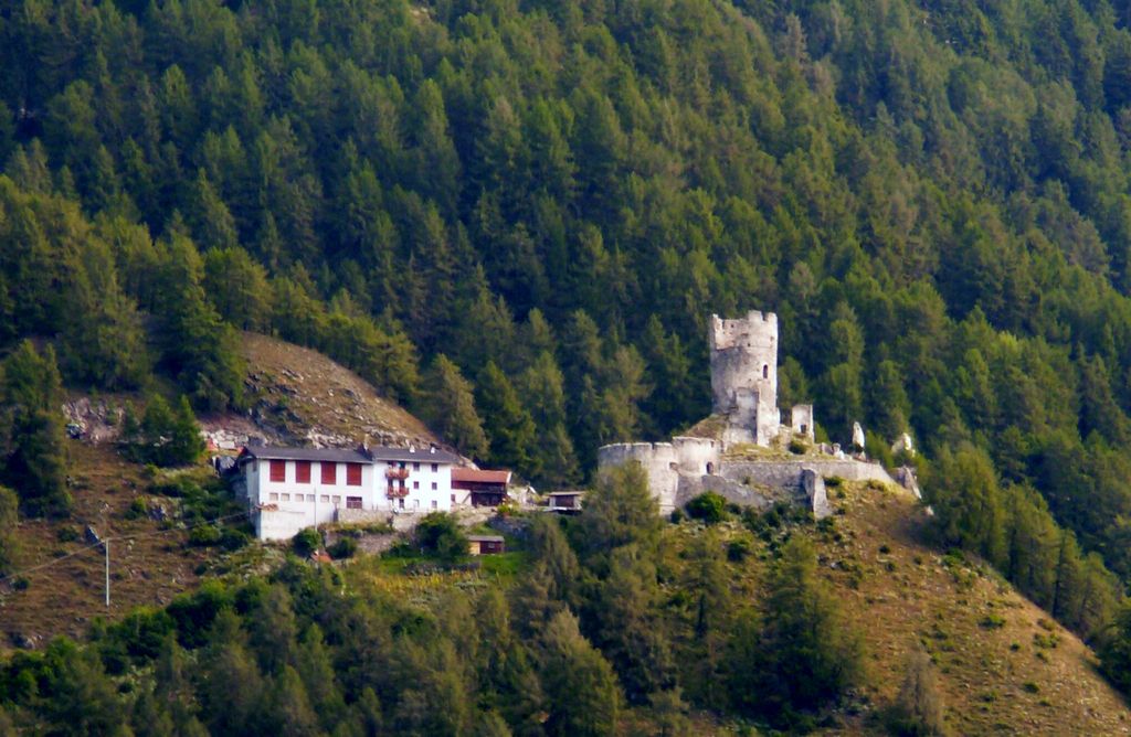 Photo №3 of Burgruine Rotund