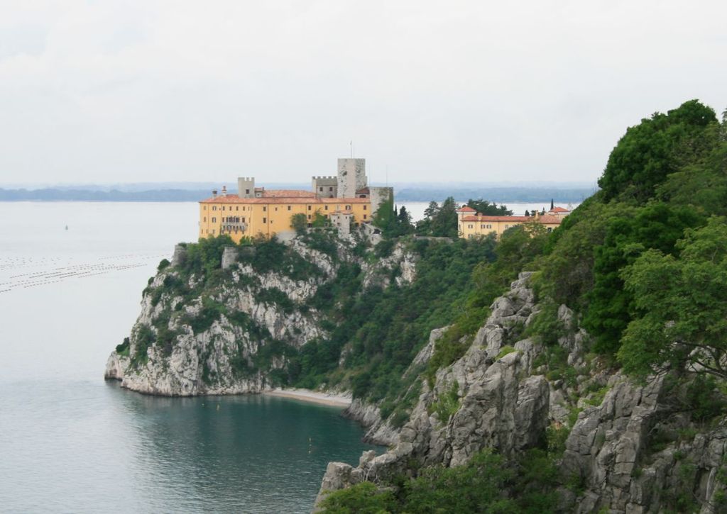 Photo №2 of Castello di Duino / Devinski grad