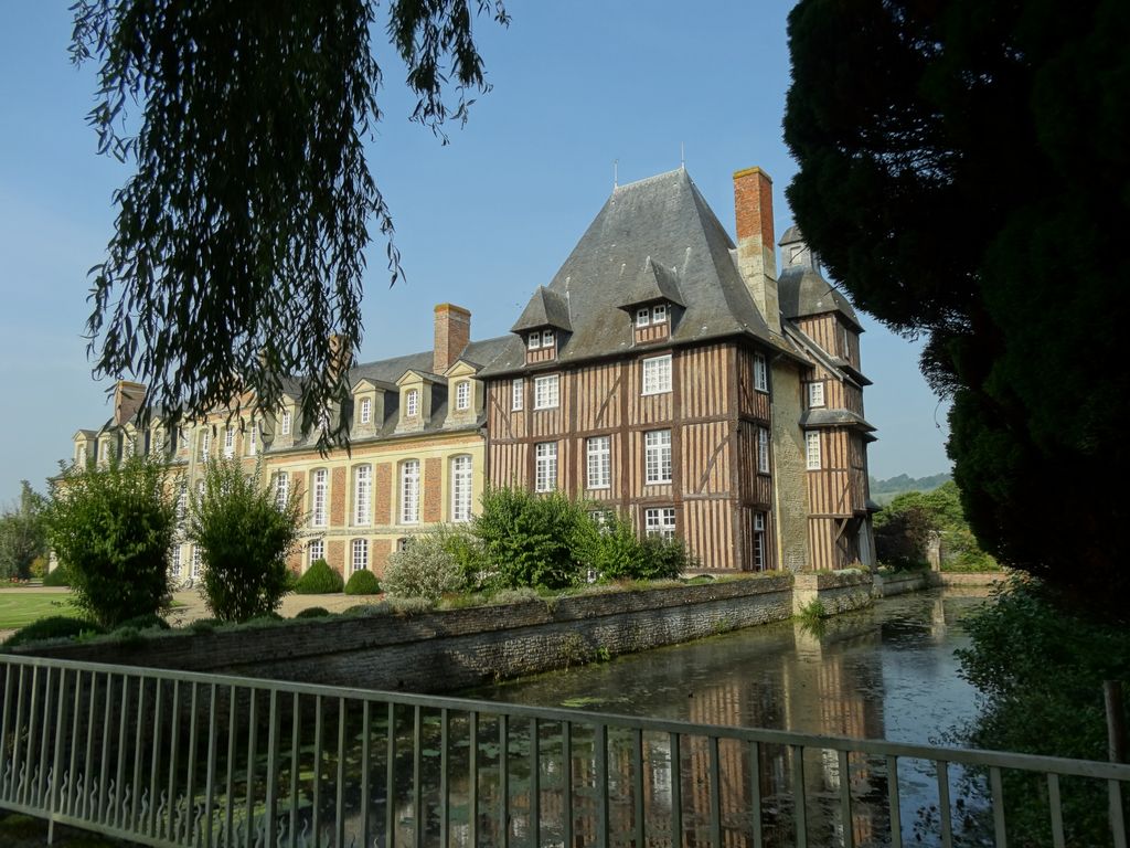 Photo №3 of Grandchamp-le-Château
