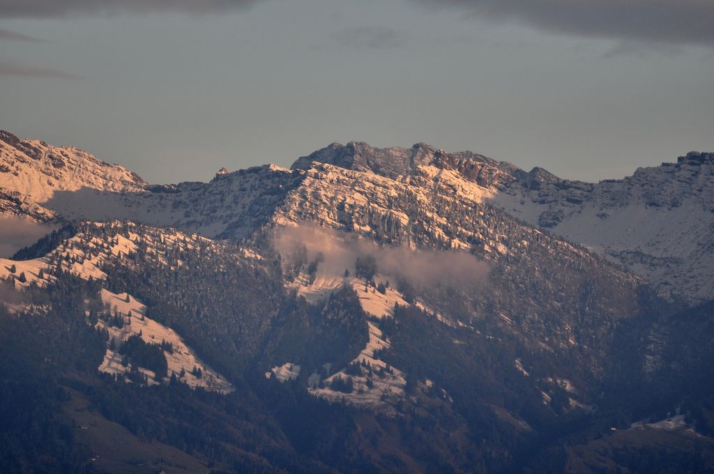 Photo №4 of Chüemettler