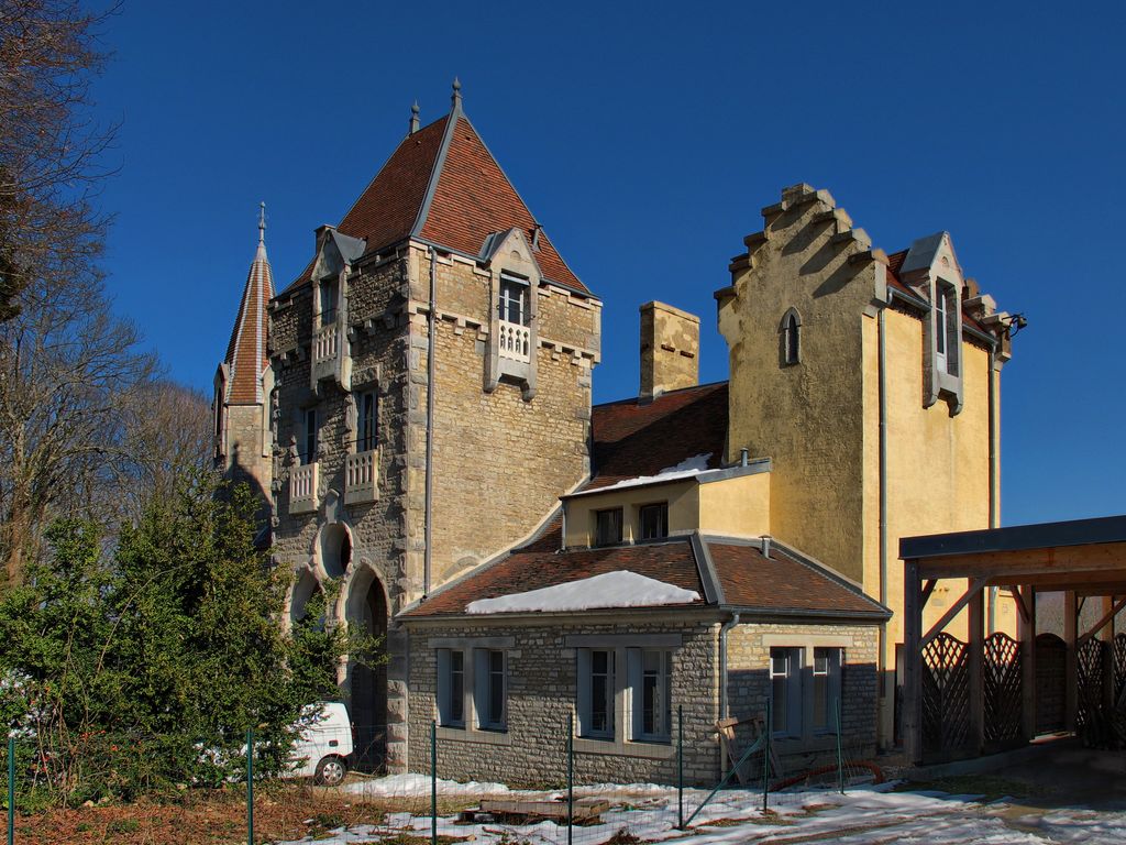 Photo №2 of Château de la Juive