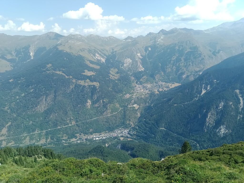 Photo №2 of Dent du Villard
