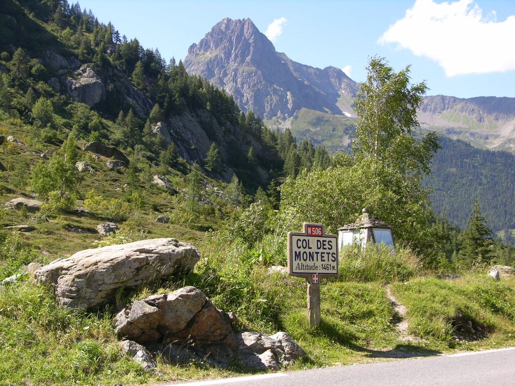 Photo №4 of Col des Montets