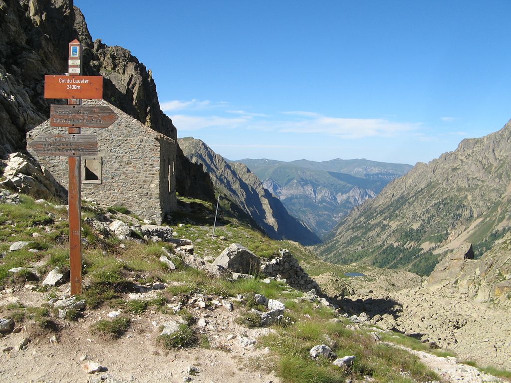 Photo №2 of Col du Lausfer