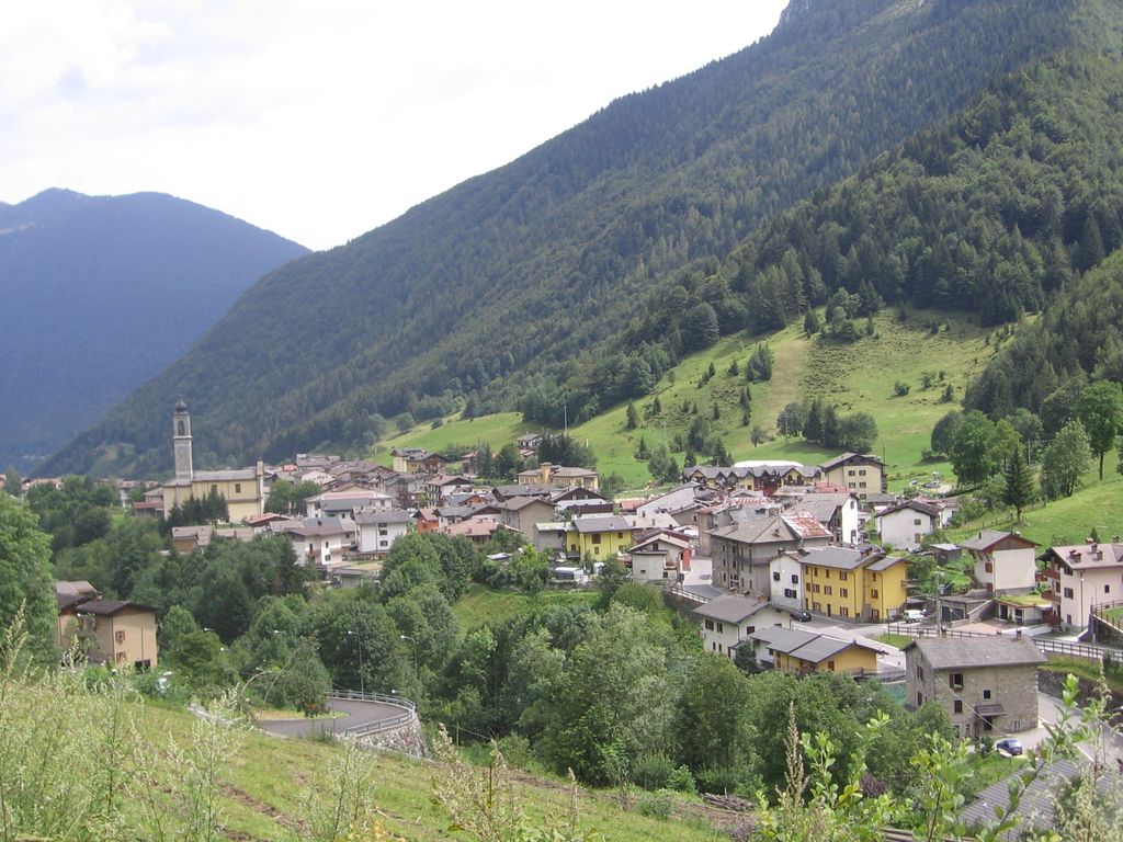 Photo №2 of Colere