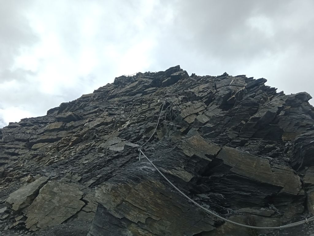 Photo №2 of Crête de la Montagne des Èves