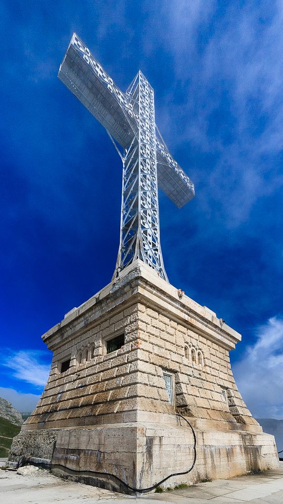 Photo №2 of Crucea Eroilor de pe Muntele Caraiman