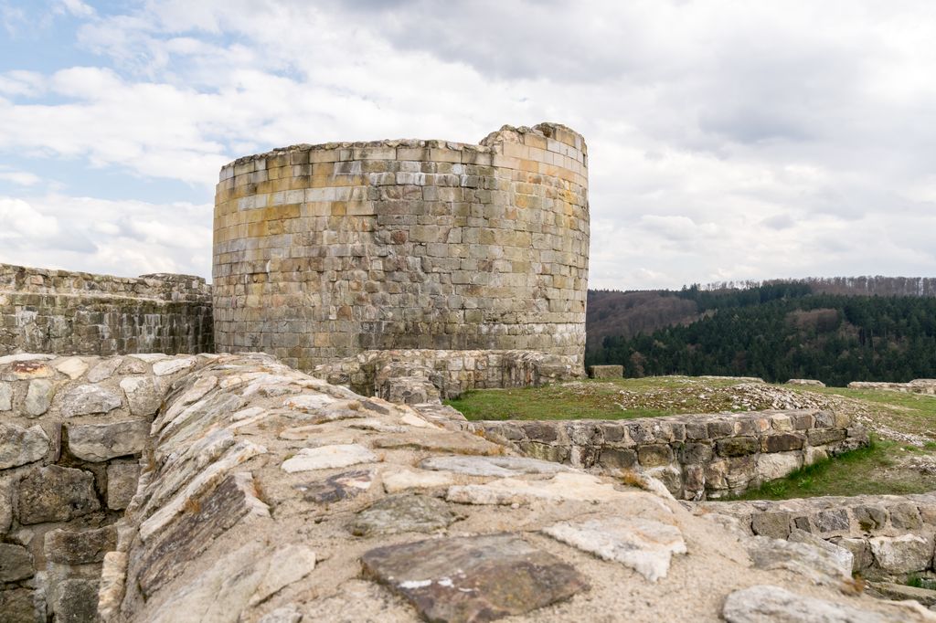 Photo №2 of Falkenburg