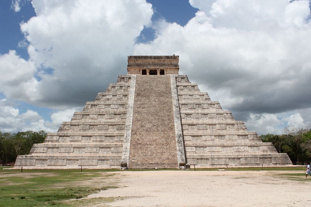 Photo №4 of Temple of Kukulcán