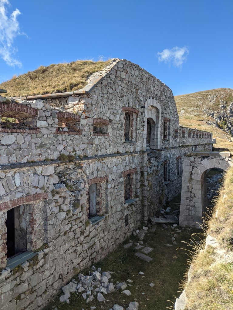 Photo №2 of Fort de Giaure
