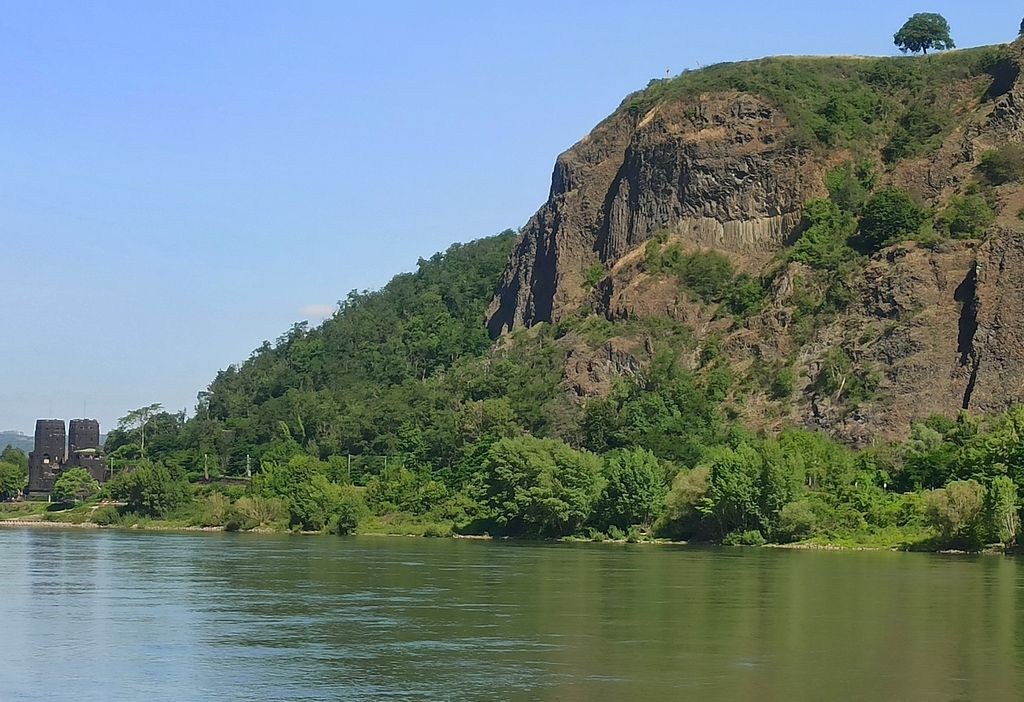 Photo №2 of Erpeler Ley