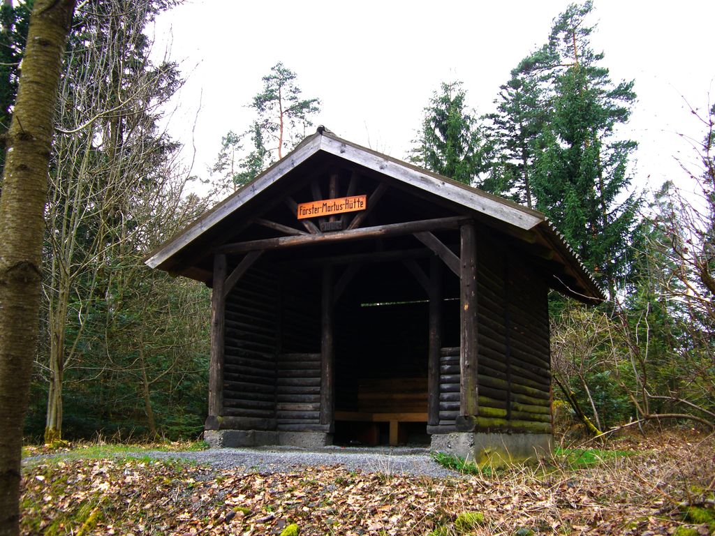 F%C3%B6rster-Martus-H%C3%BCtte_-_panoramio