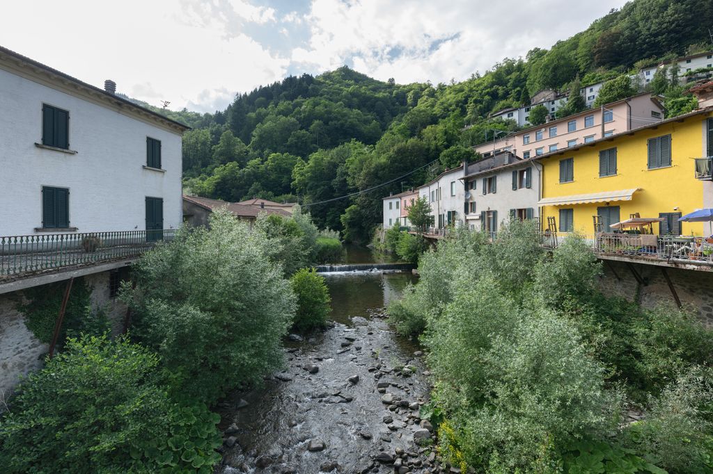 Photo №4 of Pracchia