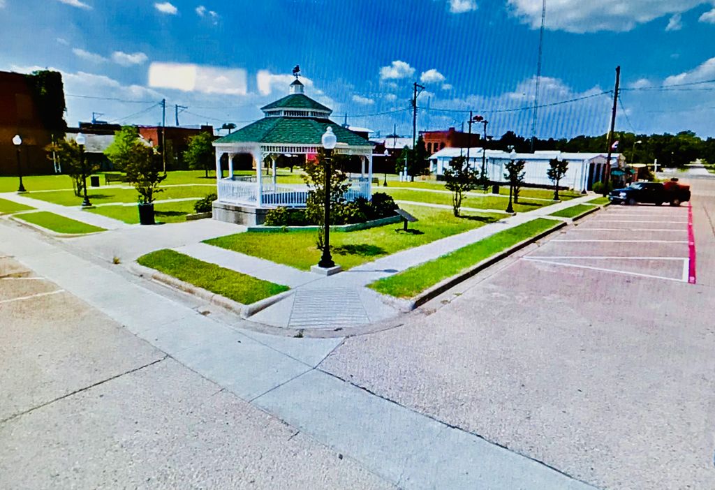 Photo №2 of Grand Saline