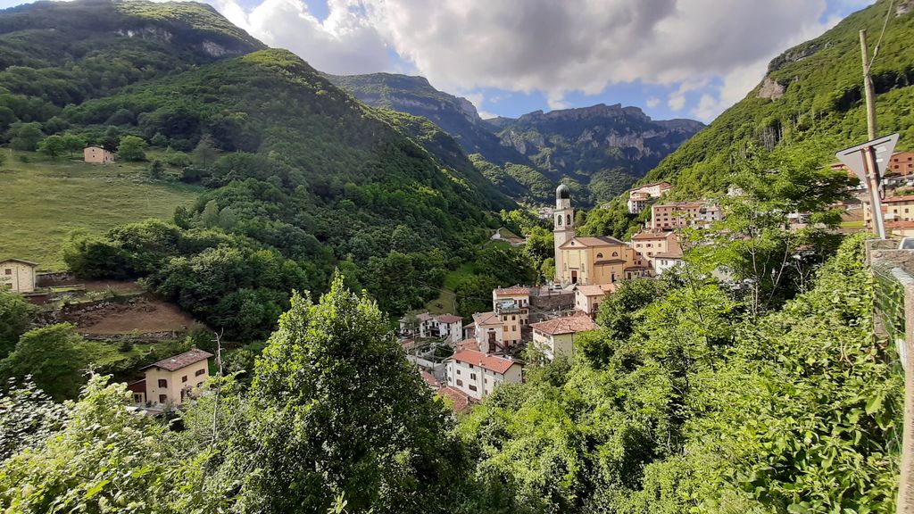 Photo №3 of Giazza