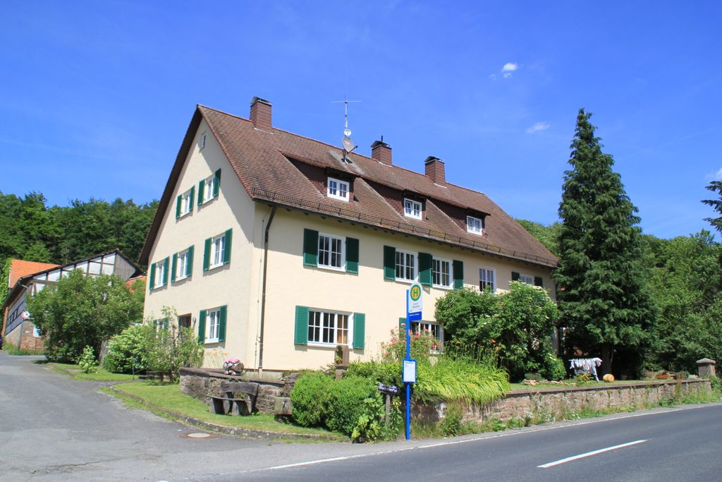 Photo 1