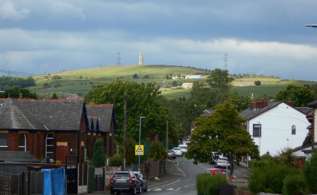 Photo №2 of Hartshead Pike
