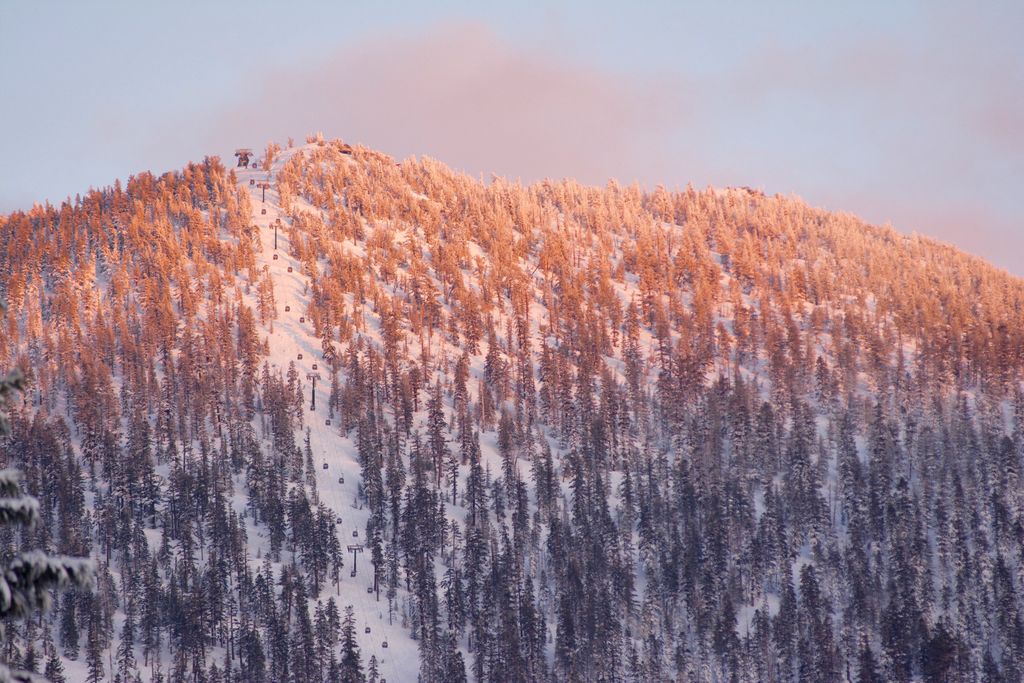 Photo №1 of East Peak