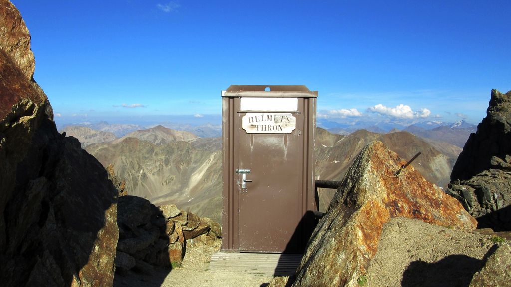 Photo №8 of Languard Pitschen