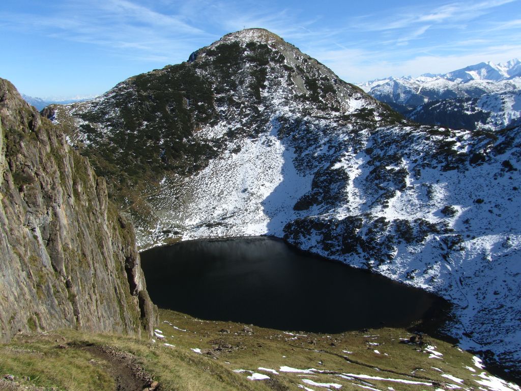 Photo №2 of Henne