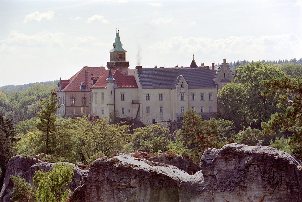 Zámek – Podzámčí