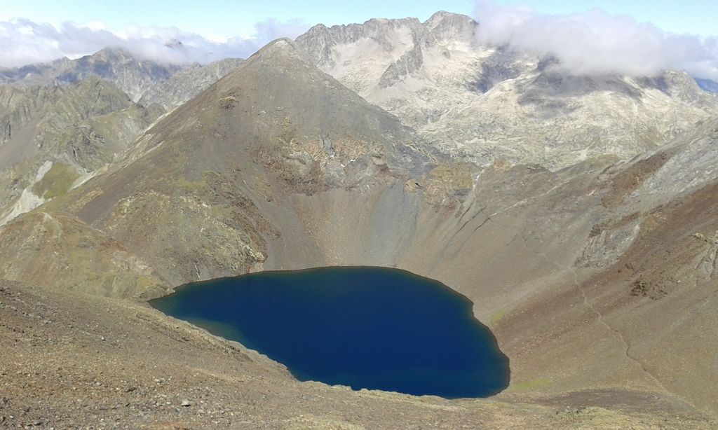 Photo №2 of Ibon de Tebarray