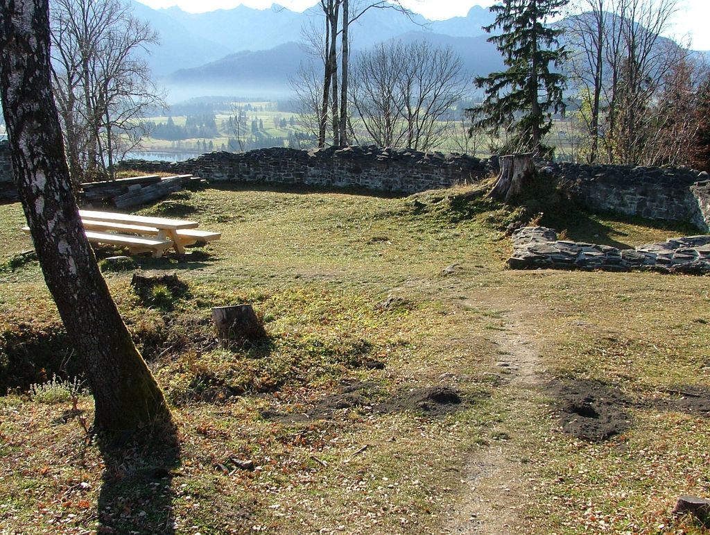 Photo №2 of Vilser Bebele