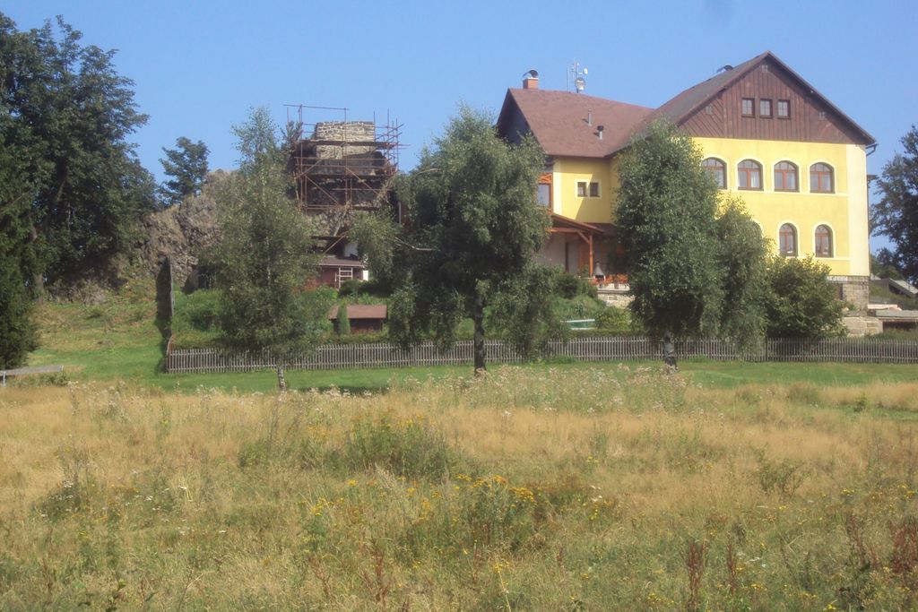 Photo №3 of Johannisstein