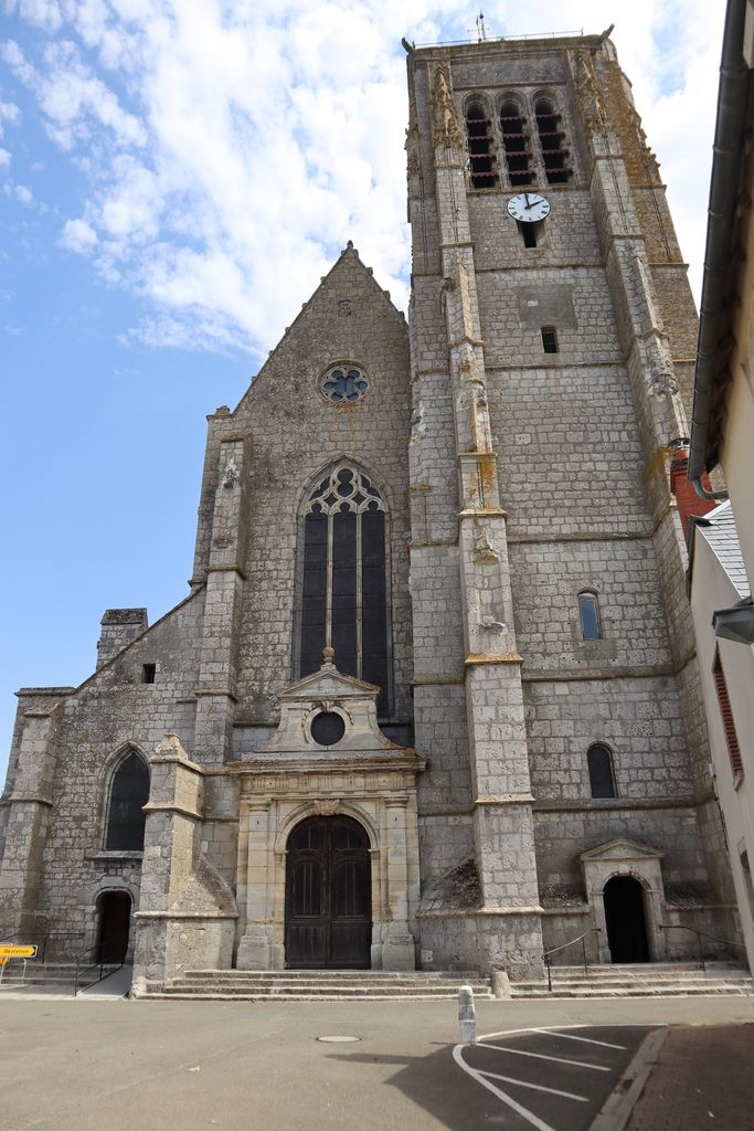 Photo №3 of Janville