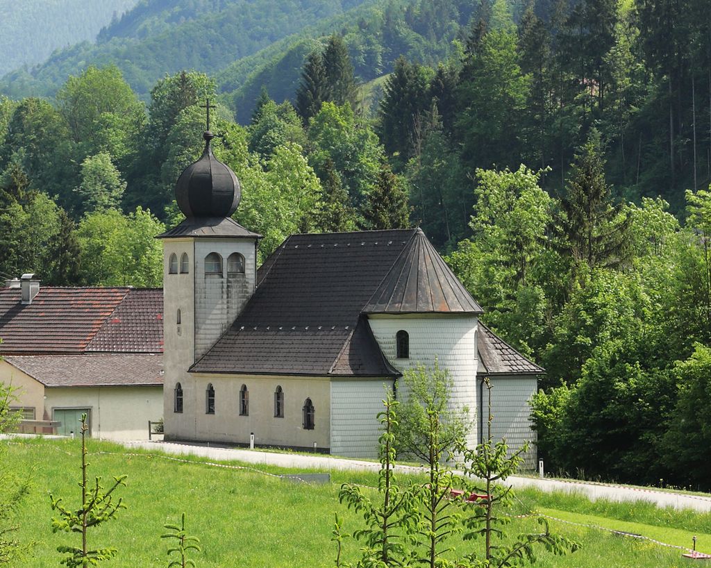 Kaplaneikirche_heiliger_Josef_in_Molln_2