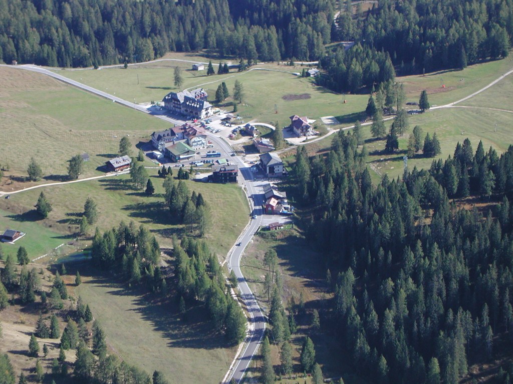 Photo №2 of Passo di Costalunga - Karerpass
