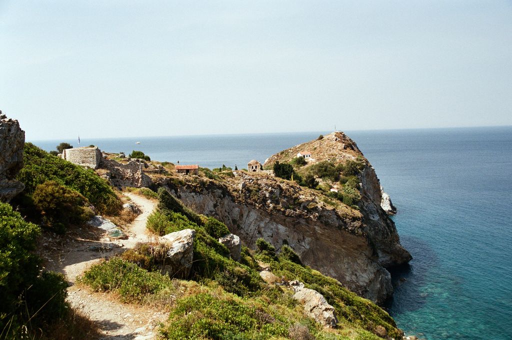 Photo №2 of Kastro